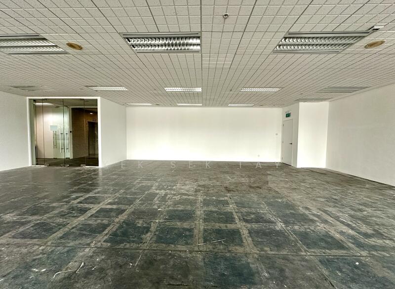Prudential Tower, 30 Cecil Street, 2,300 sqft, Office For Rent, by Kek Sek TAY, 25463190 - CommercialGuru.com.sg
