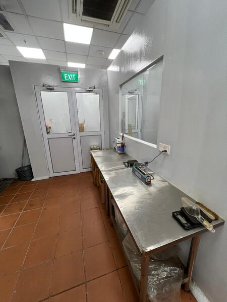 Exhaust ready central kitchen, , 347 sqft, Factory / Workshop (B2) For Rent, by B.V Ng, 25463216 - CommercialGuru.com.sg