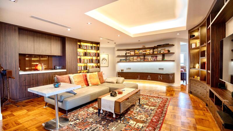 13.	Library / entertainment wall