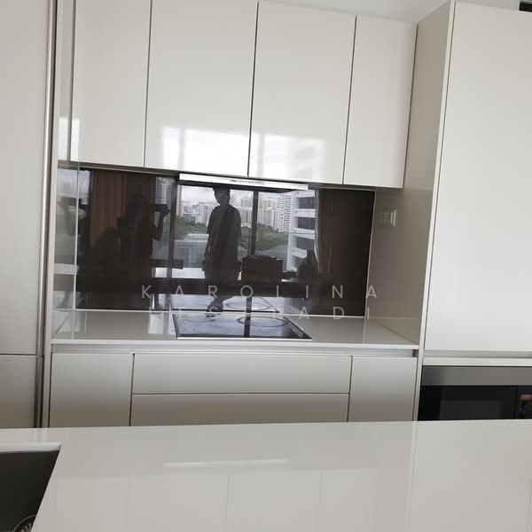 Scotts Square, 6 Scotts Road, 2 Bedrooms, 893 sqft, Apartment For Sale, by Karolina Lestiadi, 25463972 - PropertyGuru.com.sg