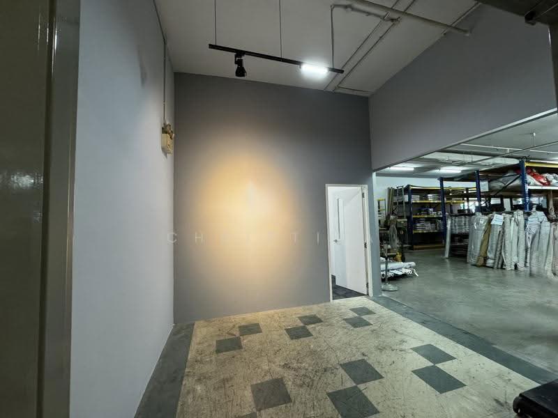 Ubi Techpark, 10 Ubi Crescent, Eunos / Geylang / Paya Lebar, 2,142 sqft, Light Industrial (B1) For Sale, by Christina Chi, 25464015 - Interior - CommercialGuru.com.sg