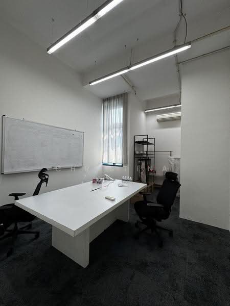 Ubi Techpark, 10 Ubi Crescent, Eunos / Geylang / Paya Lebar, 2,142 sqft, Light Industrial (B1) For Sale, by Christina Chi, 25464015 - CommercialGuru.com.sg