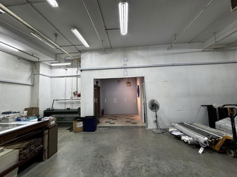 Ubi Techpark, 10 Ubi Crescent, Eunos / Geylang / Paya Lebar, 2,142 sqft, Light Industrial (B1) For Sale, by Christina Chi, 25464015 - Interior - CommercialGuru.com.sg