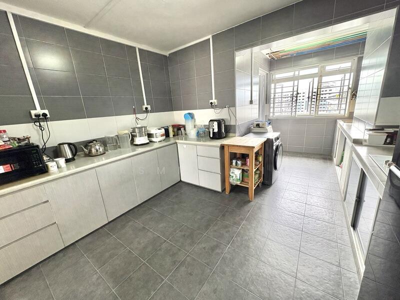 For Sale - 866 Tampines Street 83