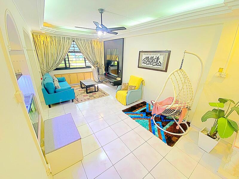 For Sale - 724 Tampines Street 71