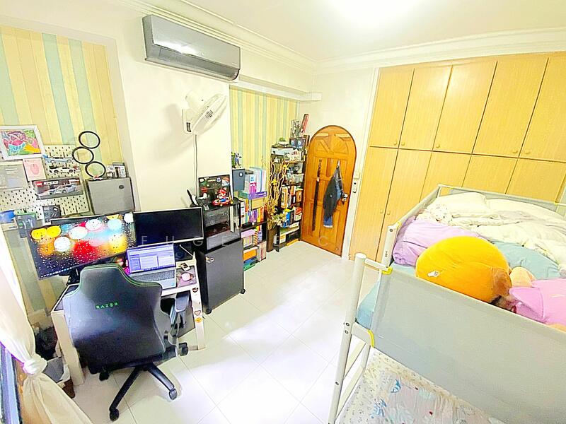 For Sale - 724 Tampines Street 71