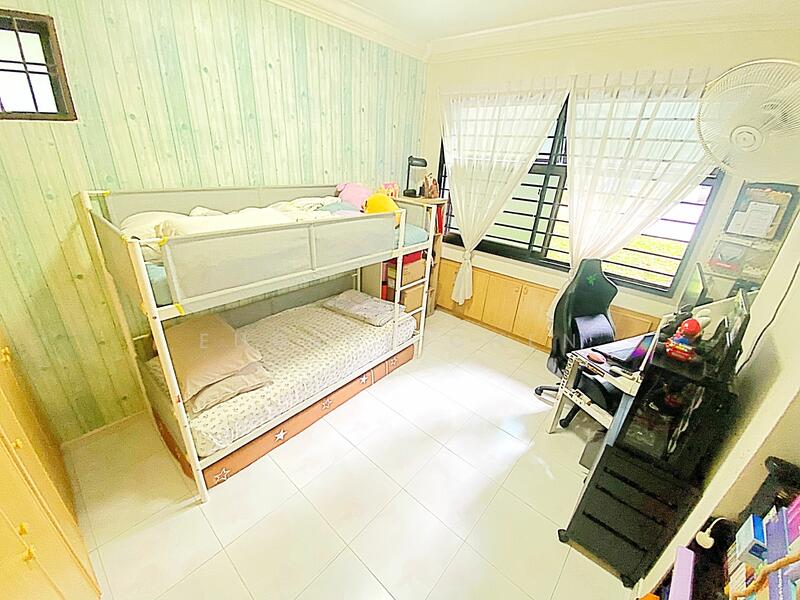 For Sale - 724 Tampines Street 71