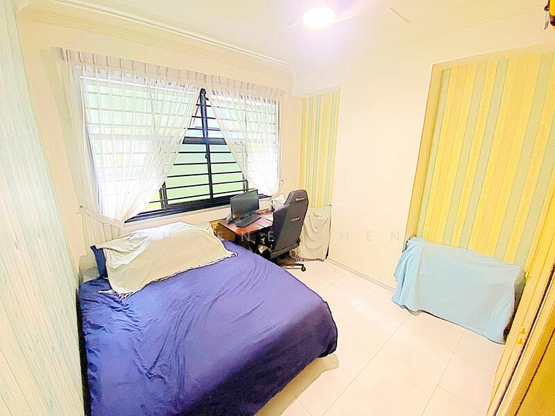 For Sale - 724 Tampines Street 71