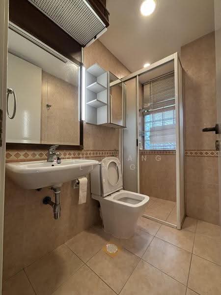 Maple Woods, 985 Bukit Timah Road, Clementi Park / Upper Bukit Timah, 3 Bedrooms, 1,335 sqft, Condominium For Rent, by Soh Liang Liang, 25465067 - PropertyGuru.com.sg