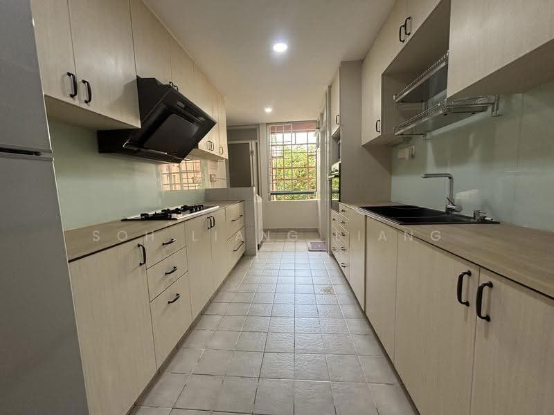 Maple Woods, 985 Bukit Timah Road, Clementi Park / Upper Bukit Timah, 3 Bedrooms, 1,335 sqft, Condominium For Rent, by Soh Liang Liang, 25465067 - PropertyGuru.com.sg