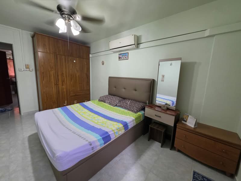 330 Serangoon Avenue 3, 330 Serangoon Avenue 3, Room Rental, 200 sqft, HDB Flat For Rent, by Jeffrey Lee, 25465203 - Bedroom - PropertyGuru.com.sg