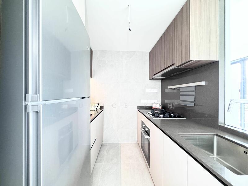 Irwell Hill Residences, 2 Irwell Hill, 3 Bedrooms, 861 sqft, Condominium For Rent, by Eunice Koh, 25465552 - PropertyGuru.com.sg