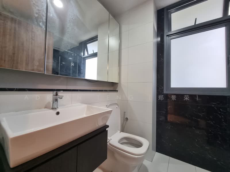 Palm Isles, 38 Flora Drive, 2 Bedrooms, 807 sqft, Condominium For Sale, by Adrian Teng (郑景荣), 25465888 - PropertyGuru.com.sg
