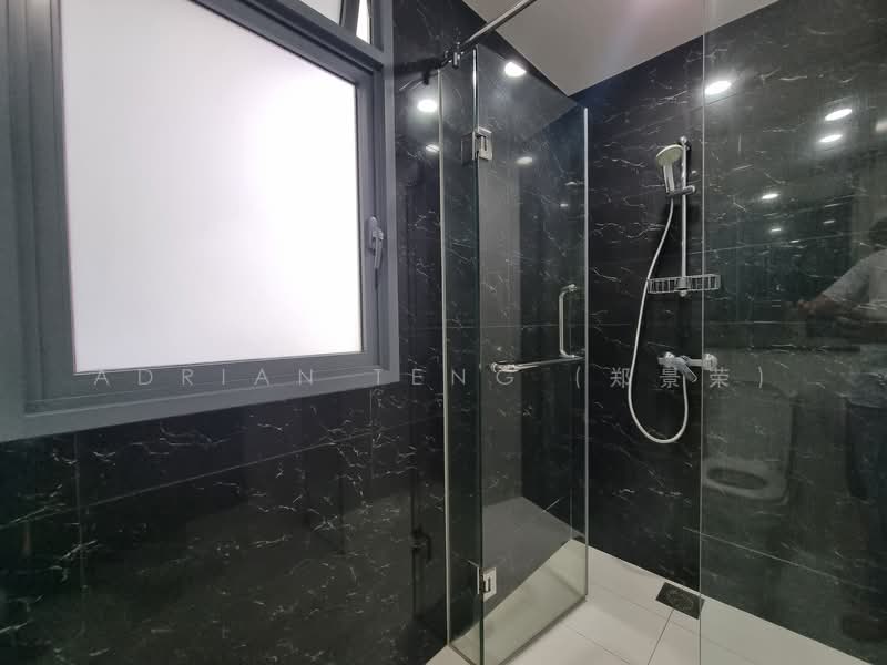 Palm Isles, 38 Flora Drive, 2 Bedrooms, 807 sqft, Condominium For Sale, by Adrian Teng (郑景荣), 25465888 - PropertyGuru.com.sg