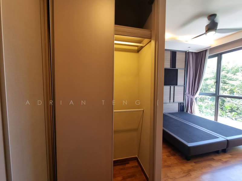 Palm Isles, 38 Flora Drive, 2 Bedrooms, 807 sqft, Condominium For Sale, by Adrian Teng (郑景荣), 25465888 - PropertyGuru.com.sg