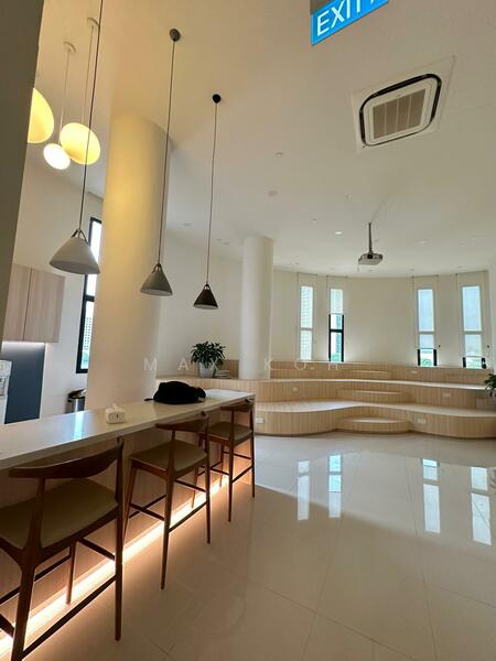 Fitted Office along Alexandra Road, Alexandra Road, 3,340 sqft, Light Industrial (B1) For Rent, by Max Koh, 25466352 - CommercialGuru.com.sg