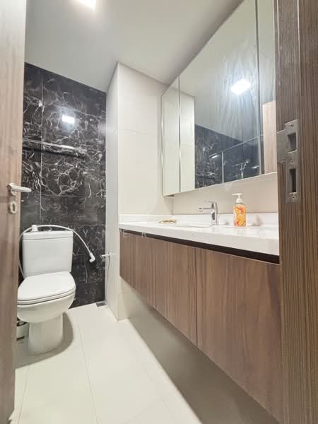 Palm Isles, 32 Flora Drive, 3 Bedrooms, 1,184 sqft, Condominium For Rent, by Rayner Cheng, 25466912 - PropertyGuru.com.sg