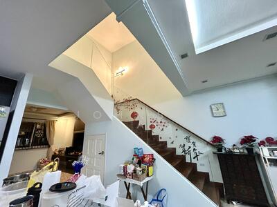 For Sale - 429 Hougang Avenue 6