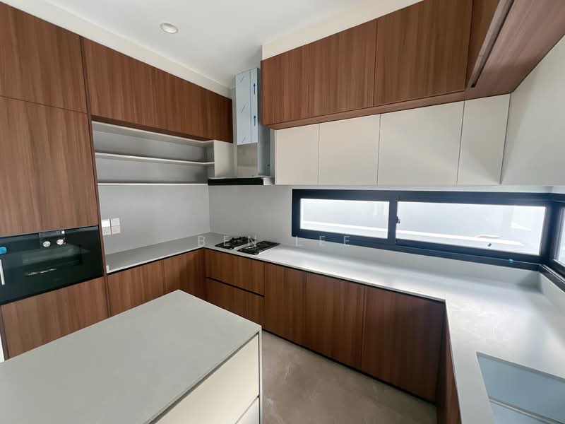 Sian tuan ave brand new bungalow with lift-pool 11562sqft six bedroom ensuite bathroom, Sian Tuan ave, 7 Bedrooms, 11,562 sqft, Bungalow House For Sale, by Ben Lee, 25468352 - PropertyGuru.com.sg