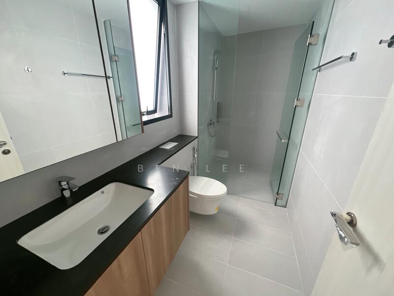 Sian tuan ave brand new bungalow with lift-pool 11562sqft six bedroom ensuite bathroom, Sian Tuan ave, 7 Bedrooms, 11,562 sqft, Bungalow House For Sale, by Ben Lee, 25468352 - PropertyGuru.com.sg