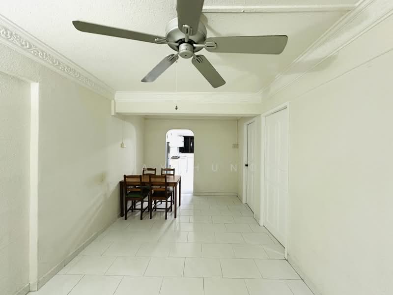12 Holland Avenue, 12 Holland Avenue, 2 Bedrooms, 680 sqft, HDB Flat For Rent, by Jay Hung, 25468374 - PropertyGuru.com.sg