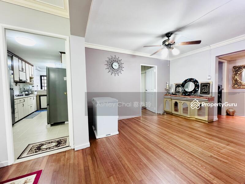 For Sale - 856 Tampines Street 82