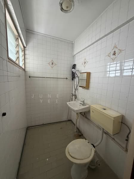 For Sale - 619 Yishun Ring Road