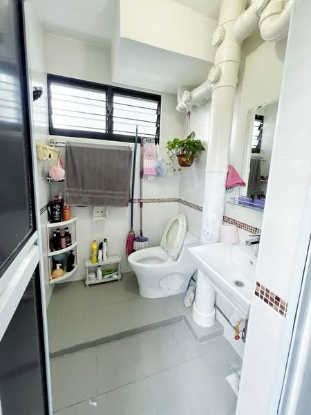 303 Clementi Avenue 4, 303 Clementi Avenue 4, Room Rental, 100 sqft, HDB Flat For Rent, by Darrell Wong, 25469569 - PropertyGuru.com.sg