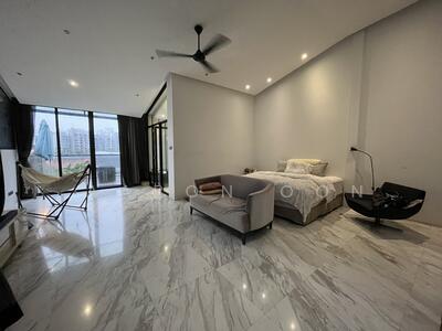 For Sale - 2025 Cheap Renovated Terrace with Lift Provision!