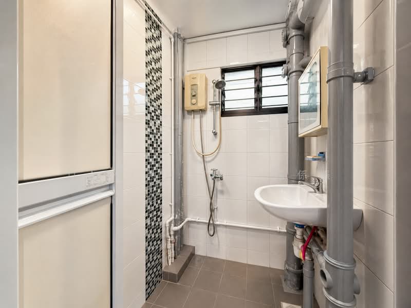132 Jalan Bukit Merah, 132 Jalan Bukit Merah, 2 Bedrooms, 646 sqft, HDB Flat For Rent, by Damian Tan 陈係赈, 25470990 - PropertyGuru.com.sg