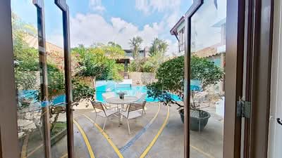 For Rent - Kilburn GCB surrounded by greenery