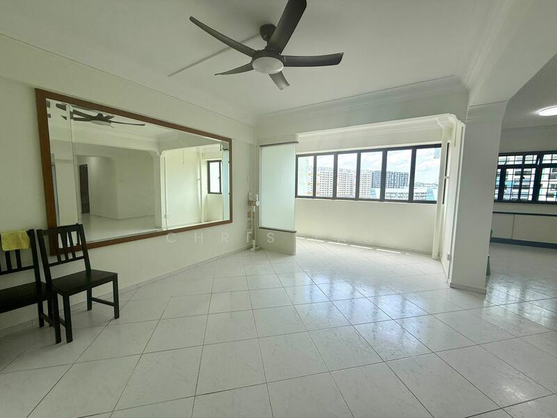 For Rent - 732 Tampines Street 71