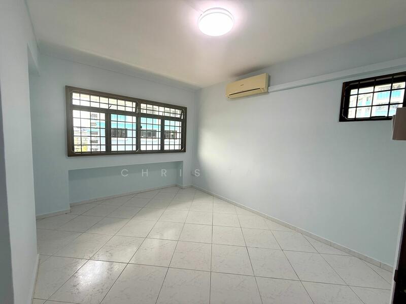 For Rent - 732 Tampines Street 71