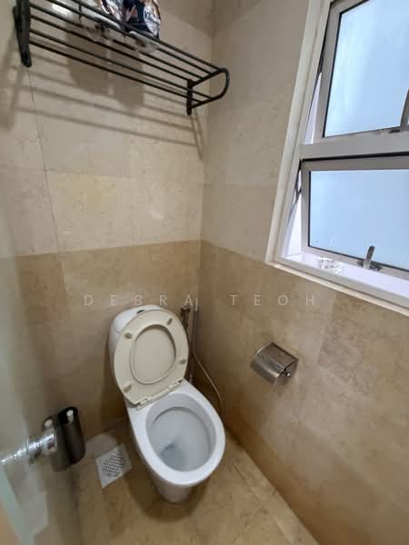 Hillington Green, 51 Hillview Avenue, Room Rental, 250 sqft, Condominium For Rent, by Debra Teoh, 25472192 - PropertyGuru.com.sg