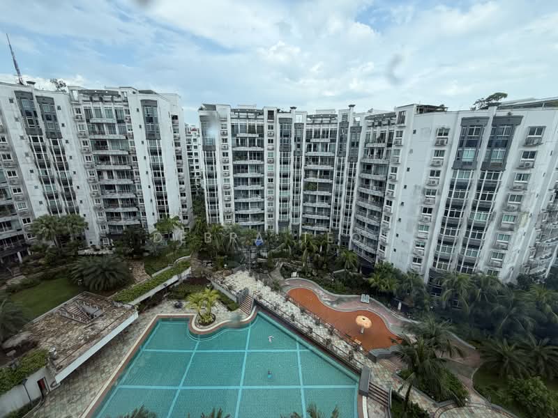 Hillington Green, 51 Hillview Avenue, Room Rental, 250 sqft, Condominium For Rent, by Debra Teoh, 25472192 - PropertyGuru.com.sg