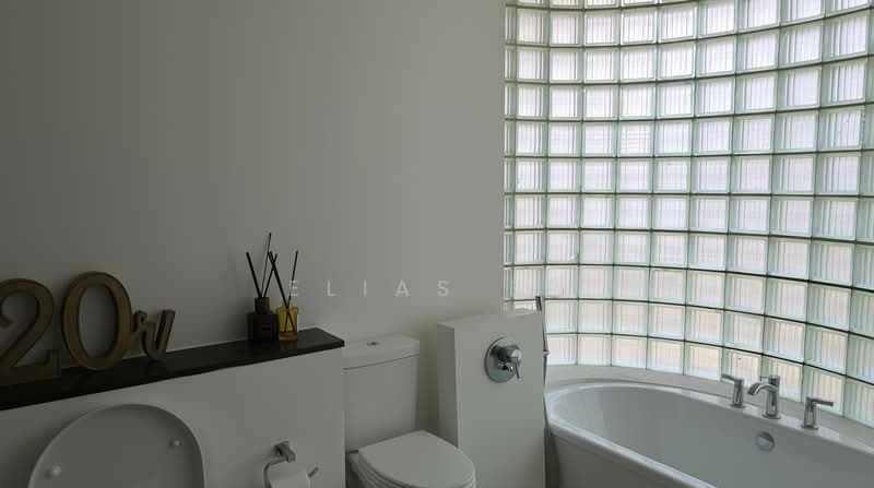 Crystal Court, 456 River Valley Road, 3 Bedrooms, 1,528 sqft, Apartment For Rent, by Elias Er, 25472281 - PropertyGuru.com.sg