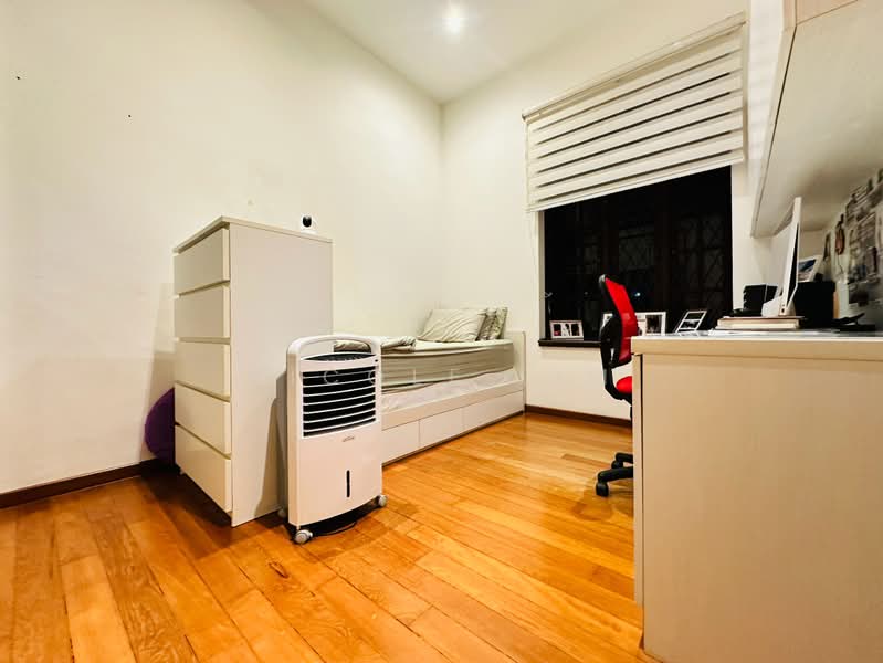 Tastefully Renovated Detached in Jalan Kechubong, Jalan Kechubong, Gerald Drive, Gerald Crescent, 5 Bedrooms, 2,400 sqft, Detached House For Rent, by Vicole Lim, 25472307 - PropertyGuru.com.sg