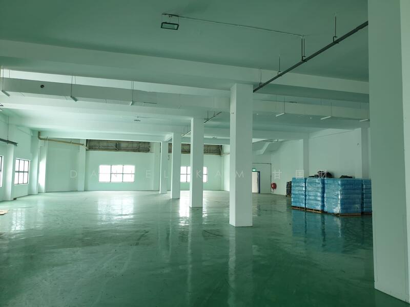 Buy undervalued factory warehouse 5k-500k sqf High ceiling High power c9382 4000#, D22 BoonLay Jurong Industrial Joo Koon Tuas, 100,000 sqft, Factory / Workshop (B2) For Sale, by Daniel Kam 甘囯財, 25472431 - CommercialGuru.com.sg