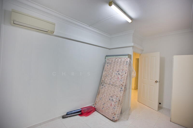 For Rent - 735 Jurong West Street 75