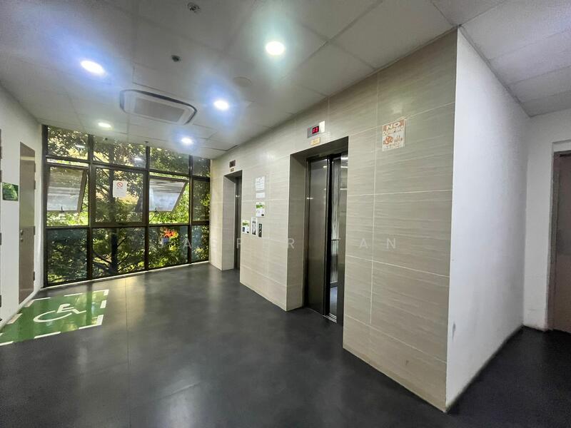 The Commerze @ Irving, 1 Irving Place, 431 sqft, Other Retail For Sale, by Jasper Tan, 25472751 - Passenger Lift - CommercialGuru.com.sg