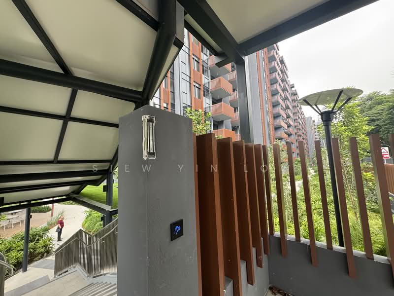 KI Residences At Brookvale, 22 Brookvale Drive, 3 Bedrooms, 936 sqft, Condominium For Rent, by Siew Yin Low, 25472876 - Nearest side gate - accessible to bus stop - PropertyGuru.com.sg