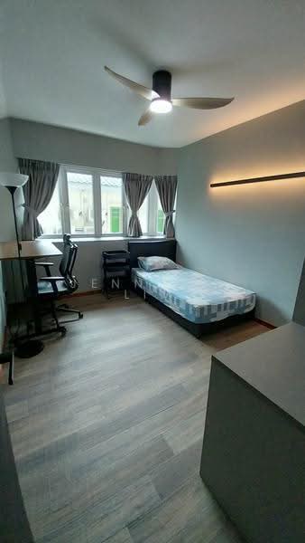 Crystal Dew, 10 Geylang East Avenue 1, Eunos / Geylang / Paya Lebar, Room Rental, 150 sqft, Condominium For Rent, by Jennifer Lim, 25473080 - Bedroom - PropertyGuru.com.sg