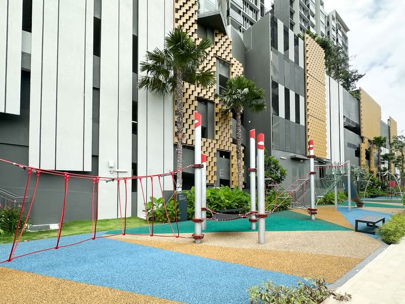 Penrose, 30 Sims Drive, 2 Bedrooms, 710 sqft, Condominium For Rent, by Alex Deven, 25473168 - PropertyGuru.com.sg