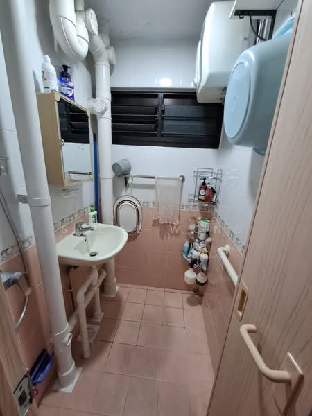 17 Eunos Crescent, 17 Eunos Crescent, Room Rental, 150 sqft, HDB Flat For Rent, by Steve Wong, 25473425 - PropertyGuru.com.sg