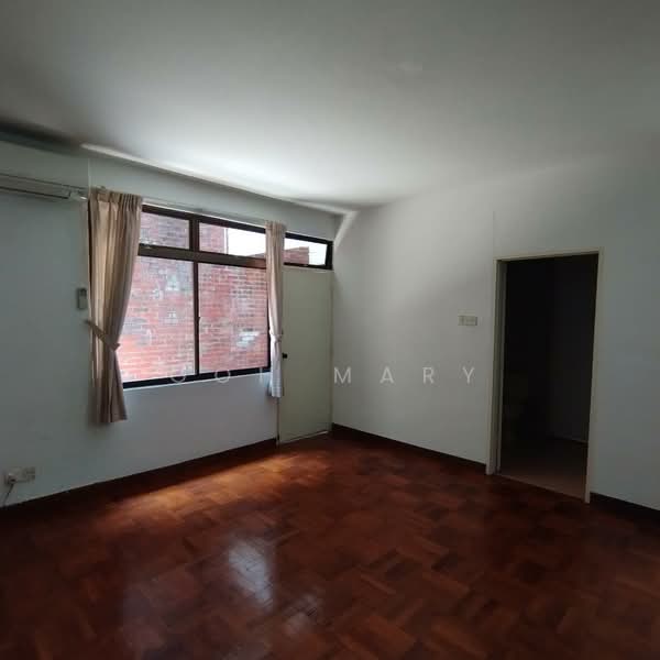 Island View, 38C Jalan Mat Jambol, 4 Bedrooms, 3,239 sqft, Condominium For Sale, by Goh Mary, 25473450 - Bedroom 4 - PropertyGuru.com.sg
