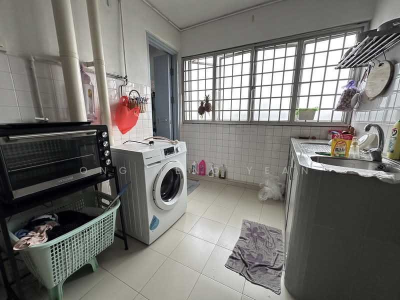 327 Clementi Avenue 5, 327 Clementi Avenue 5, Room Rental, 150 sqft, HDB Flat For Rent, by Ong Meng Yean, 25473567 - PropertyGuru.com.sg