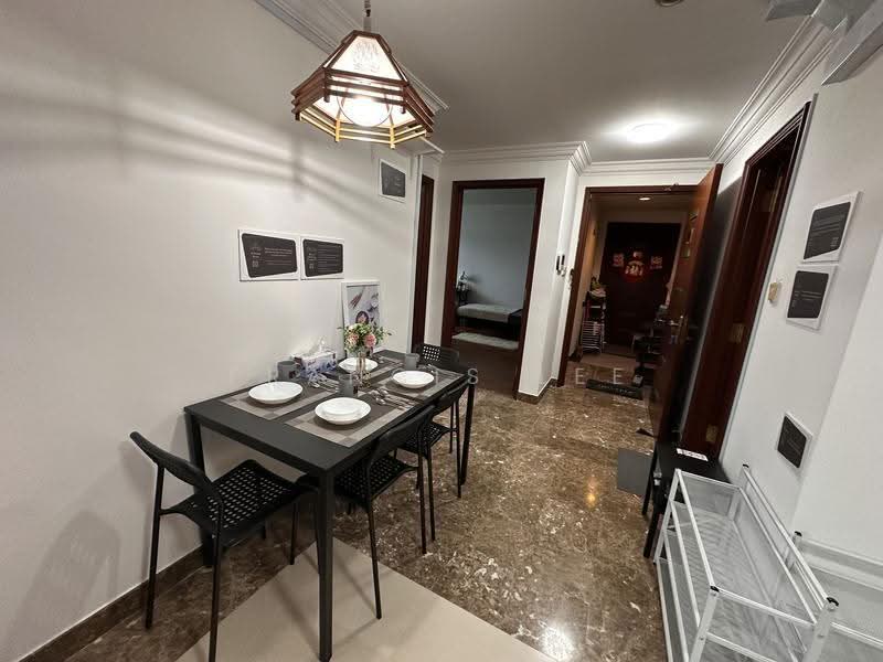 The Sierra, 80 Mount Sinai Drive, Tanglin / Holland / Bukit Timah, Room Rental, 120 sqft, Condominium For Rent, by Francis Lee, 25473815 - PropertyGuru.com.sg