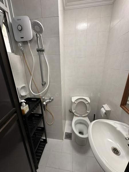 The Sierra, 80 Mount Sinai Drive, Tanglin / Holland / Bukit Timah, Room Rental, 120 sqft, Condominium For Rent, by Francis Lee, 25473815 - PropertyGuru.com.sg
