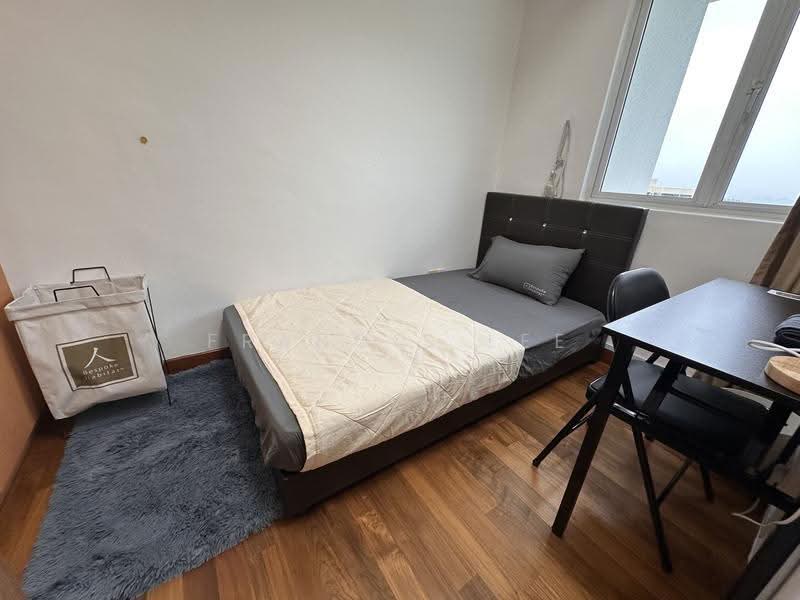 The Sierra, 80 Mount Sinai Drive, Tanglin / Holland / Bukit Timah, Room Rental, 120 sqft, Condominium For Rent, by Francis Lee, 25473815 - PropertyGuru.com.sg