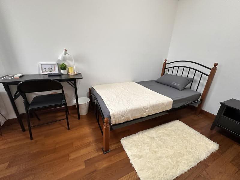 The Sierra, 80 Mount Sinai Drive, Tanglin / Holland / Bukit Timah, Room Rental, 120 sqft, Condominium For Rent, by Francis Lee, 25473815 - PropertyGuru.com.sg